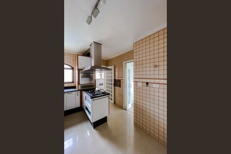 Apartamento à venda com 122m², 3 quartos e 3 vagas Apartamento à venda com 122m², 3 quartos e 3 vagasCozinha