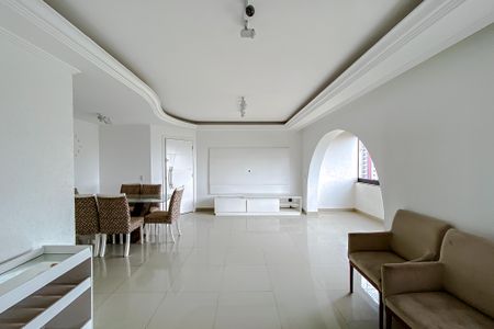 Apartamento à venda com 122m², 3 quartos e 3 vagas Apartamento à venda com 122m², 3 quartos e 3 vagasSala