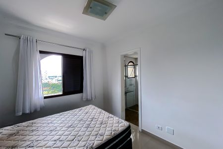 Apartamento à venda com 122m², 3 quartos e 3 vagas Apartamento à venda com 122m², 3 quartos e 3 vagasQuarto 1 - Suíte