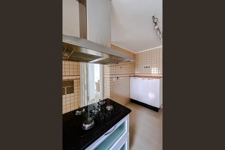 Apartamento à venda com 122m², 3 quartos e 3 vagas Apartamento à venda com 122m², 3 quartos e 3 vagasCozinha