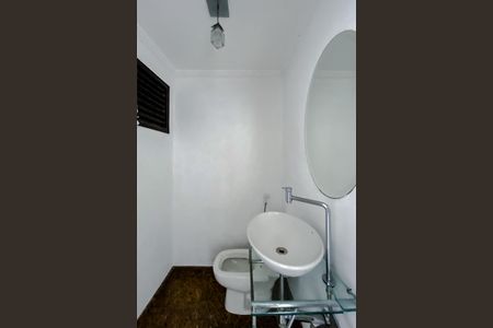 Apartamento à venda com 122m², 3 quartos e 3 vagas Apartamento à venda com 122m², 3 quartos e 3 vagasLavabo