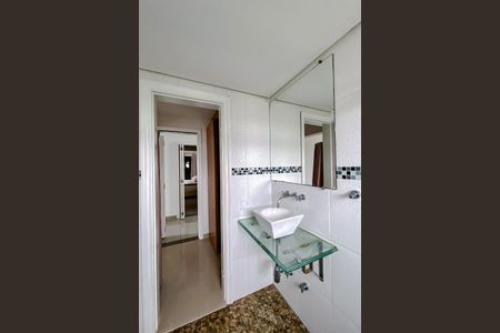 Apartamento à venda com 122m², 3 quartos e 3 vagas Apartamento à venda com 122m², 3 quartos e 3 vagasBanheiro da Suíte