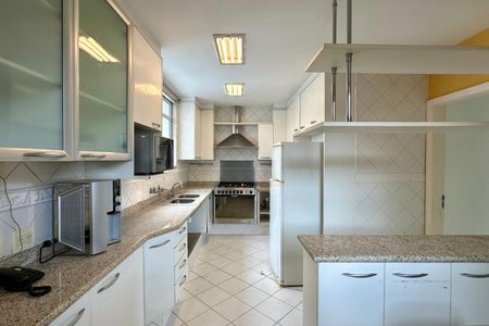 Apartamento à venda com 92m², 4 quartos e 2 vagas