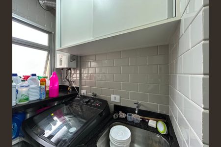 Apartamento para alugar com 66m², 3 quartos e 1 vagaÁrea de Serviço