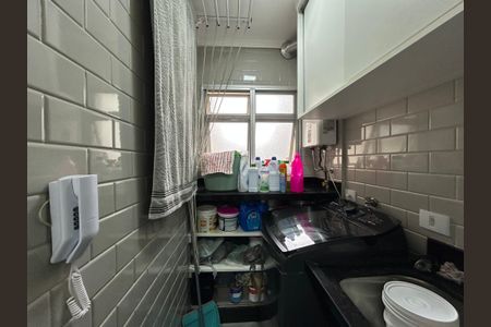 Apartamento para alugar com 66m², 3 quartos e 1 vagaÁrea de Serviço