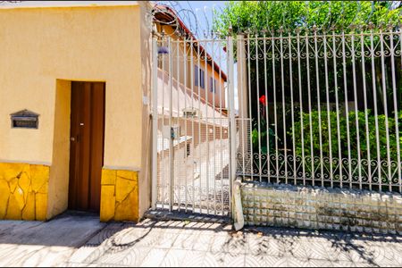 Casa para alugar com 80m², 2 quartos e sem vagaFachada