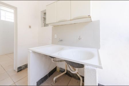 Casa para alugar com 80m², 2 quartos e sem vagaÁrea de serviço