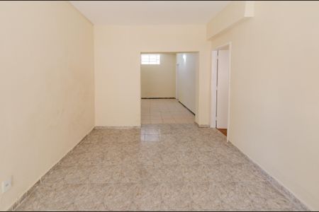 Casa para alugar com 80m², 2 quartos e sem vagaSala
