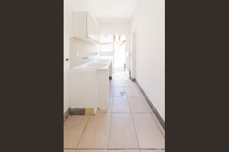 Casa para alugar com 80m², 2 quartos e sem vagaÁrea de serviço