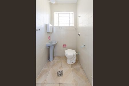 Casa para alugar com 80m², 2 quartos e sem vagaBanheiro