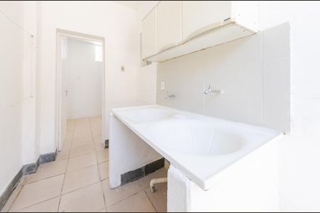 Casa para alugar com 80m², 2 quartos e sem vagaÁrea de serviço