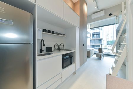 Studio para alugar com 25m², 1 quarto e sem vaga Studio para alugar com 25m², 1 quarto e sem vagaCozinha