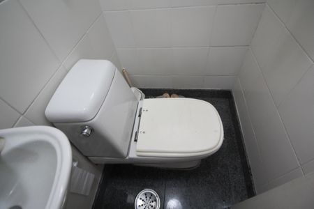 Apartamento para alugar com 210m², 4 quartos e 3 vagasBanheiro de serviço