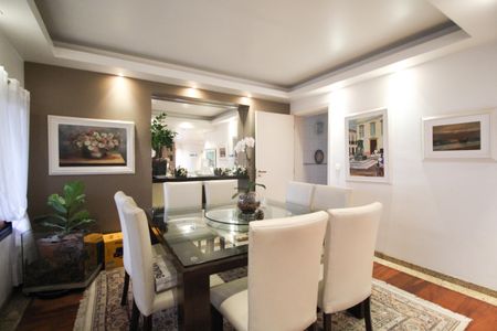 Apartamento para alugar com 210m², 4 quartos e 3 vagasSala