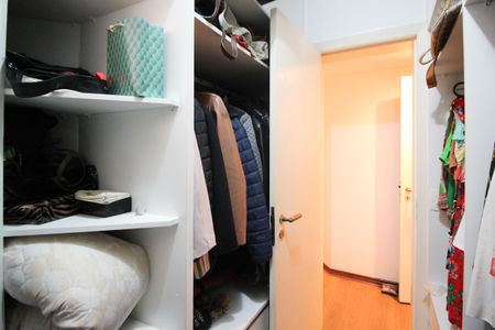 Apartamento para alugar com 210m², 4 quartos e 3 vagasCloset da suíte 1