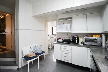 Apartamento para alugar com 210m², 4 quartos e 3 vagasCozinha