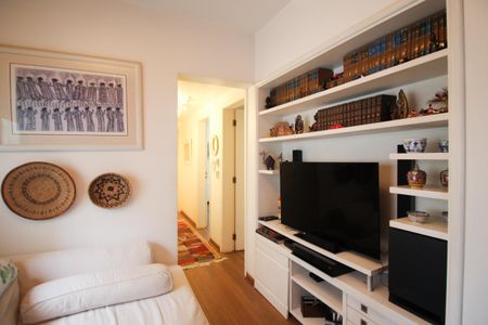 Apartamento para alugar com 210m², 4 quartos e 3 vagasCorredor