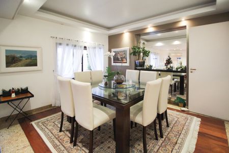 Apartamento para alugar com 210m², 4 quartos e 3 vagasSala