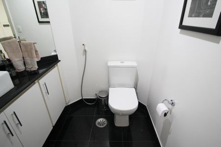 Apartamento para alugar com 210m², 4 quartos e 3 vagasBanheiro da Suíte 2