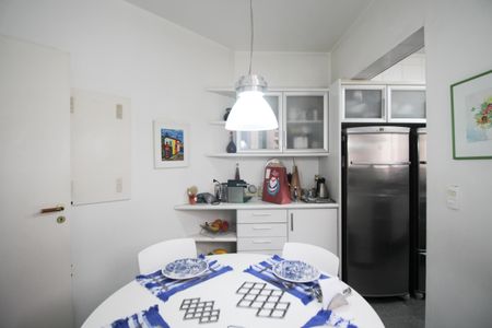 Apartamento para alugar com 210m², 4 quartos e 3 vagasCopa 