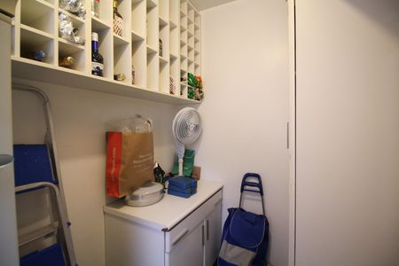 Apartamento para alugar com 210m², 4 quartos e 3 vagasQuarto de Serviço