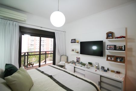 Apartamento para alugar com 210m², 4 quartos e 3 vagasSuíte 1 