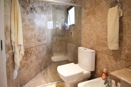 Apartamento para alugar com 210m², 4 quartos e 3 vagasBanheiro da Suíte 1