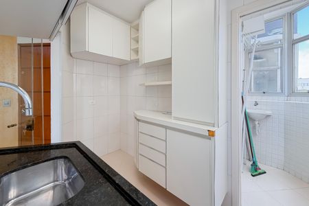 Apartamento à venda com 81m², 2 quartos e 1 vagaCozinha
