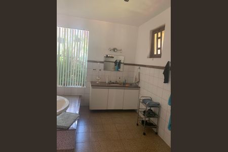 Casa à venda com 350m², 5 quartos e 5 vagas