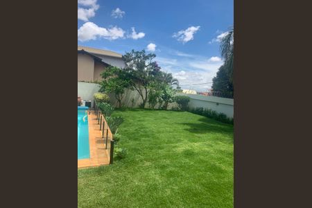 Casa à venda com 350m², 5 quartos e 5 vagas
