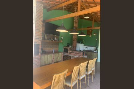 Casa à venda com 350m², 5 quartos e 5 vagas