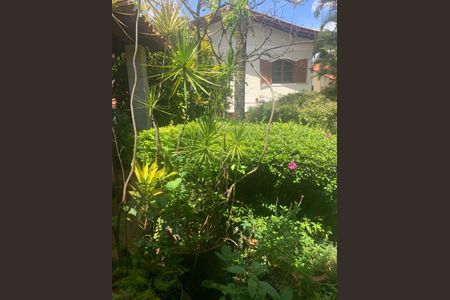 Casa à venda com 350m², 5 quartos e 5 vagas