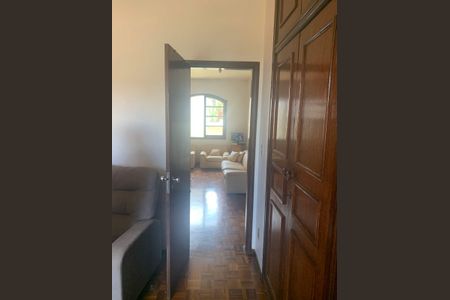 Casa à venda com 350m², 5 quartos e 5 vagas