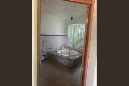 Casa à venda com 350m², 5 quartos e 5 vagas