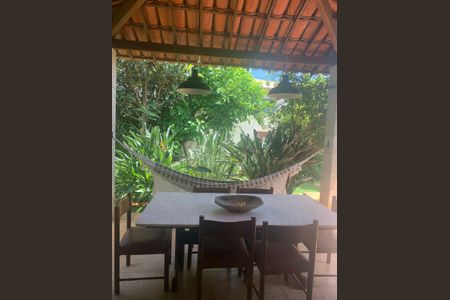 Casa à venda com 350m², 5 quartos e 5 vagas