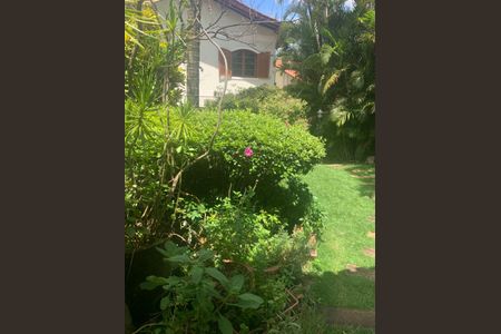 Casa à venda com 350m², 5 quartos e 5 vagas