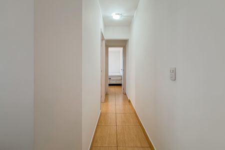 Apartamento à venda com 58m², 2 quartos e 1 vaga Apartamento à venda com 58m², 2 quartos e 1 vagaCorredor