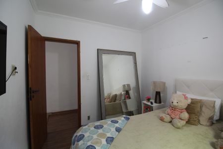 Casa de condomínio à venda com 220m², 3 quartos e 1 vagaQuarto 1