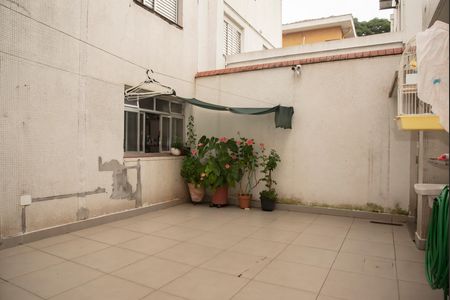 Quintal de casa à venda com 3 quartos, 274m² em Planalto Paulista, São Paulo