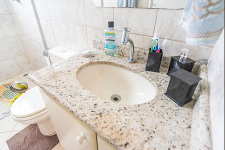 Apartamento à venda com 60m², 2 quartos e 1 vagaBanheiro 