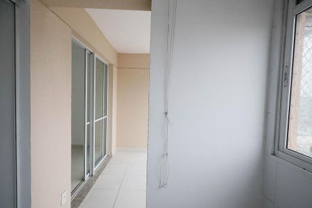 Apartamento à venda com 64m², 2 quartos e 1 vagaÁrea de Serviço