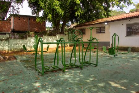 Casa de condomínio para alugar com 90m², 3 quartos e sem vagaAcademia