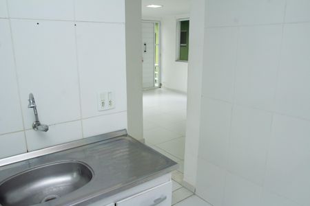 Casa de condomínio para alugar com 90m², 3 quartos e sem vagaCozinha