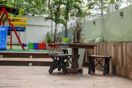 Casa de condomínio para alugar com 90m², 3 quartos e sem vagaÁrea comum - Playground