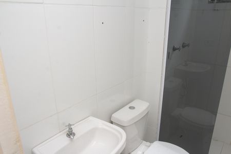 Casa de condomínio para alugar com 90m², 3 quartos e sem vagaBanheiro