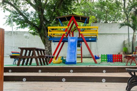 Casa de condomínio para alugar com 90m², 3 quartos e sem vagaÁrea comum - Playground