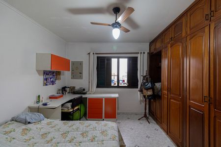 Casa à venda com 206m², 3 quartos e 3 vagasQuarto 2
