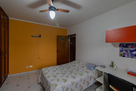 Casa à venda com 206m², 3 quartos e 3 vagasQuarto 2