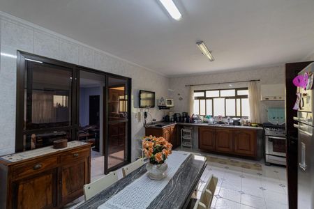 Casa à venda com 206m², 3 quartos e 3 vagasCozinha