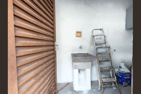 Casa para alugar com 80m², 1 quarto e 1 vagaÁrea de Serviço